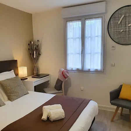 La Marina-center-parking-stationtoparis Apartment Les Mureaux