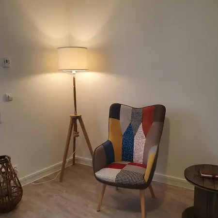 La Marina-center-parking-stationtoparis Apartment