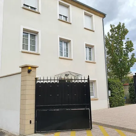 Apartment La Marina-center-parking-stationtoparis