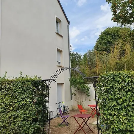 Apartment La Marina-center-parking-stationtoparis Les Mureaux