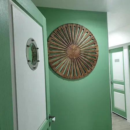 Apartment La Marina-center-parking-stationtoparis Les Mureaux